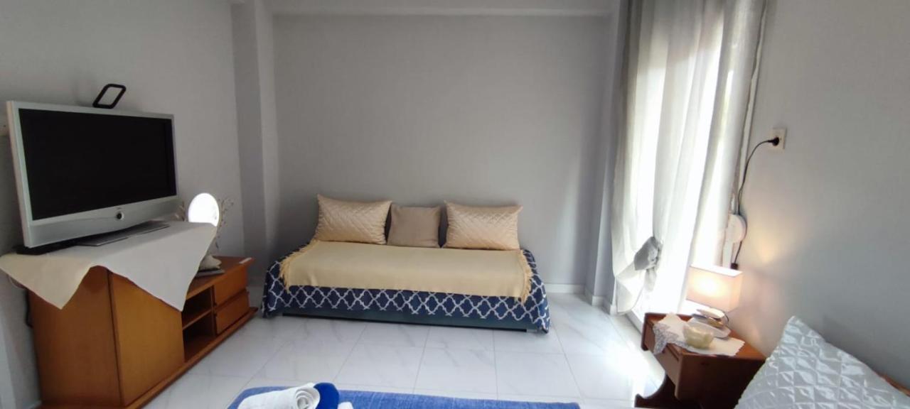 Little Hause Hotel Psakoudia Exterior photo